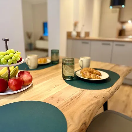 Lägenhet Pretti - Neu, Komfortabel, Absolut Ruhig, Zentral & Geraeumig